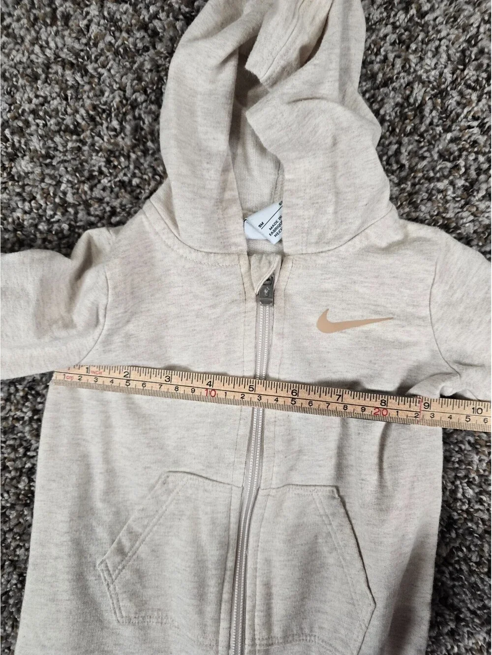 Nike Baby Essentials Hooded Coverall in a light beige Unisex Baby Sz 9M